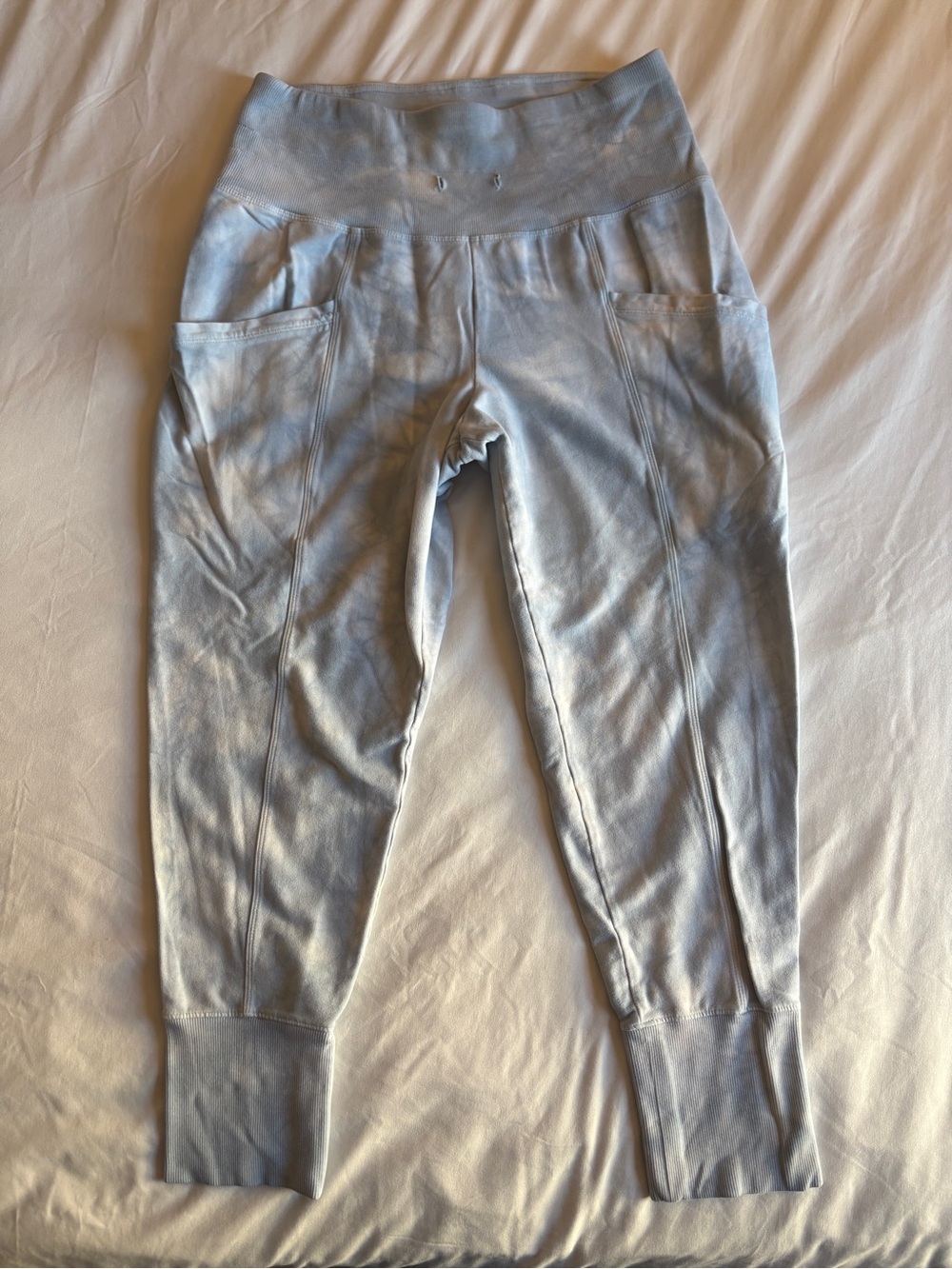 All in Motion Light Blue Cropped Jogger Sweatpants Athleisure Casual